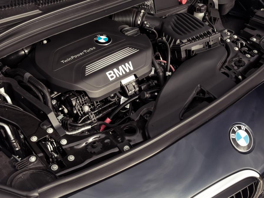  BMW 225i Active Tourer Luxury Line 2014 года  (UK) (фото 8 из 22)